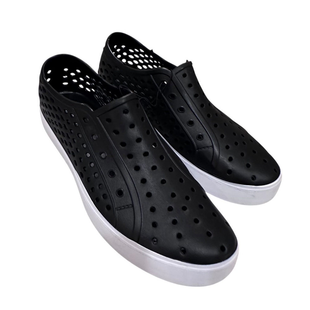 London Fog Men’s Bately Slip On Water Sneakers Shoes NWT Size 10